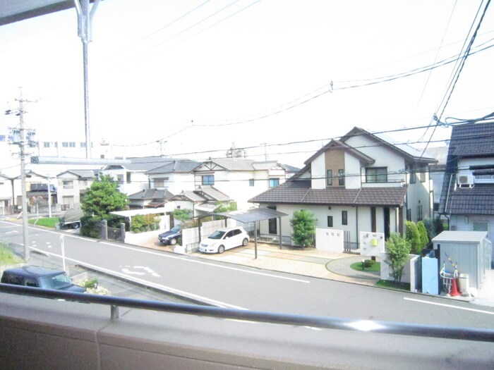 物件内観写真13　(室内からの展望)