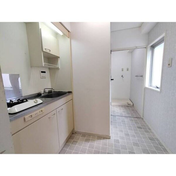 物件内観写真10　(内観写真)