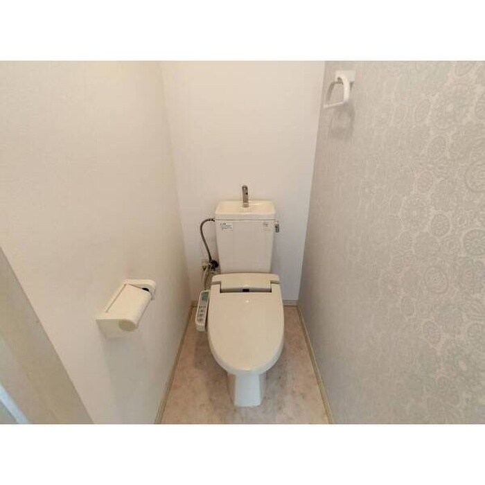 物件内観写真11　(トイレ)