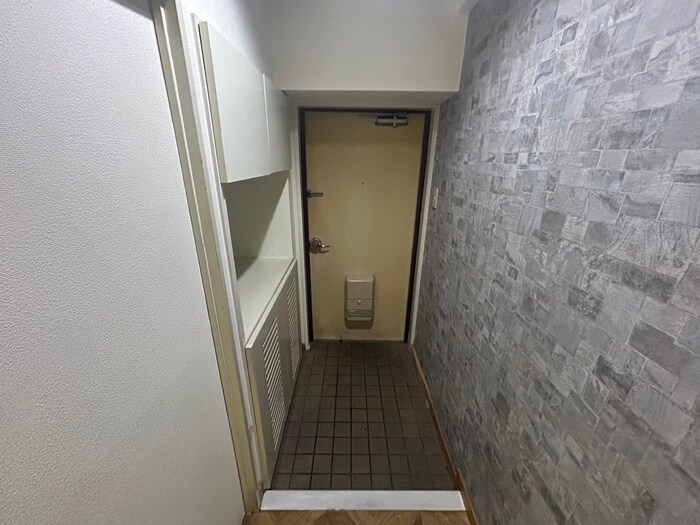 物件内観写真19　(玄関)