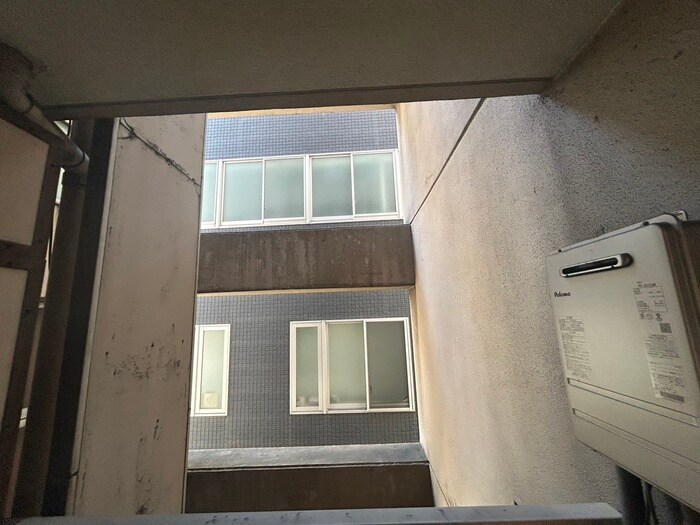 物件内観写真22　(室内からの展望)