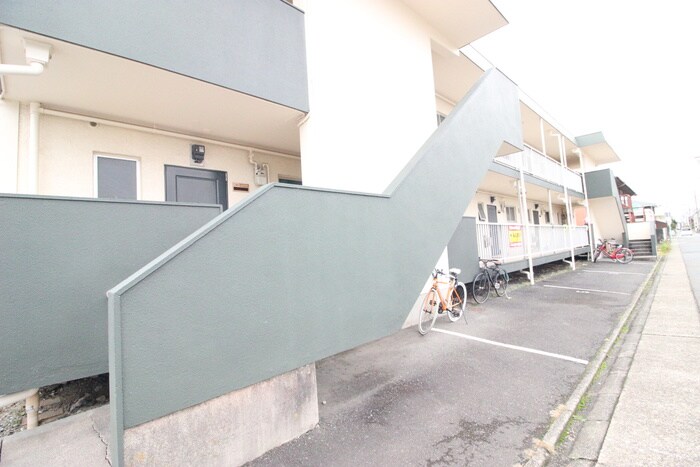 物件外観写真6　(駐車場)