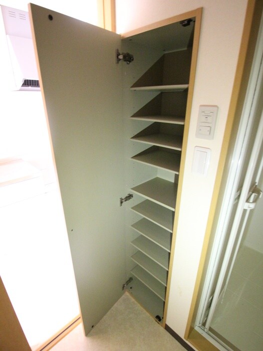 物件内観写真19　(収納)
