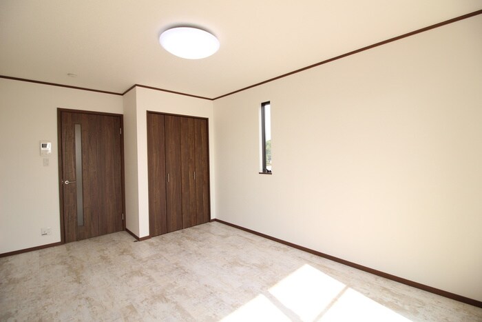 物件内観写真9　(居室)