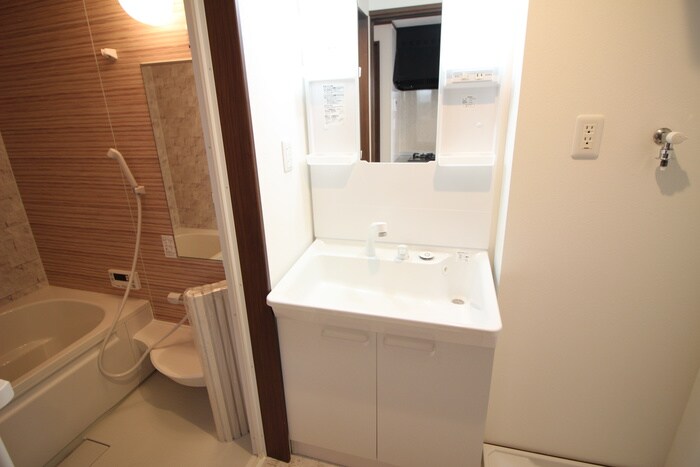 物件内観写真13　(洗面)