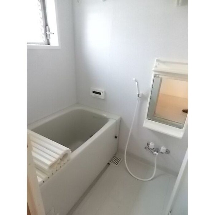 物件内観写真4　(バス／シャワールーム等)