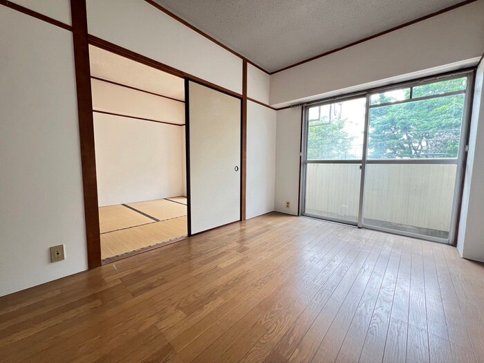 物件内観写真9　(居室)