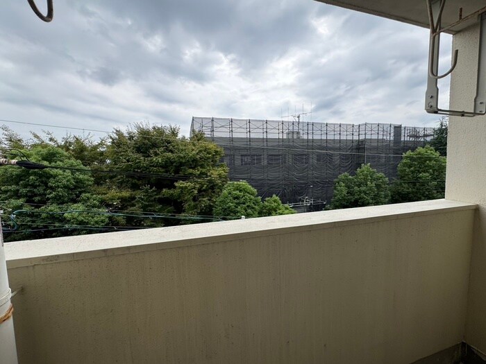 物件内観写真21　(室内からの展望)