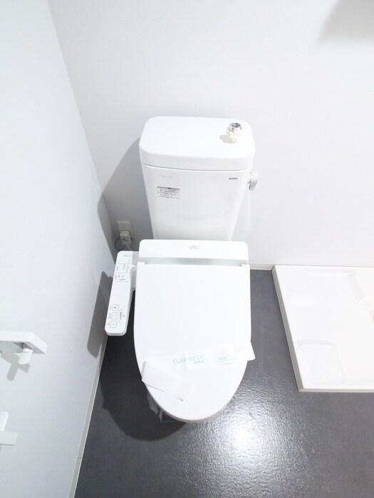 物件内観写真13　(トイレ)