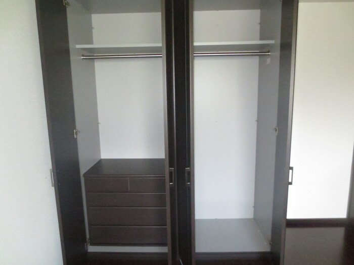 物件内観写真10　(収納)