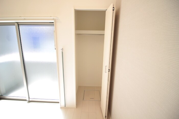 物件内観写真11　(収納)