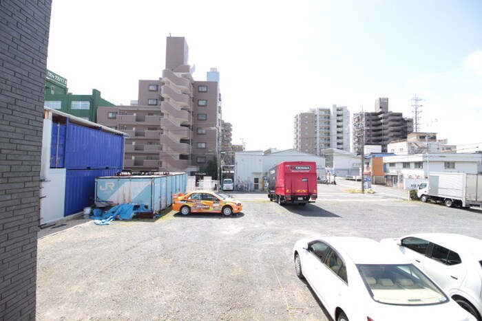 物件内観写真18　(室内からの展望)