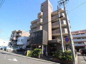 グランディール新福寺外観写真