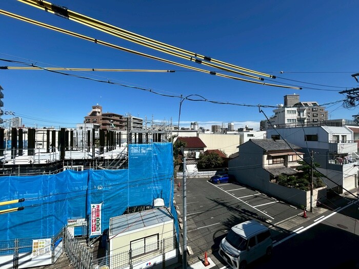 物件内観写真16　(室内からの展望)