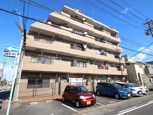 第二メゾン鳥神外観写真