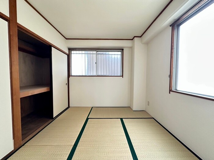 物件内観写真8　(居室)