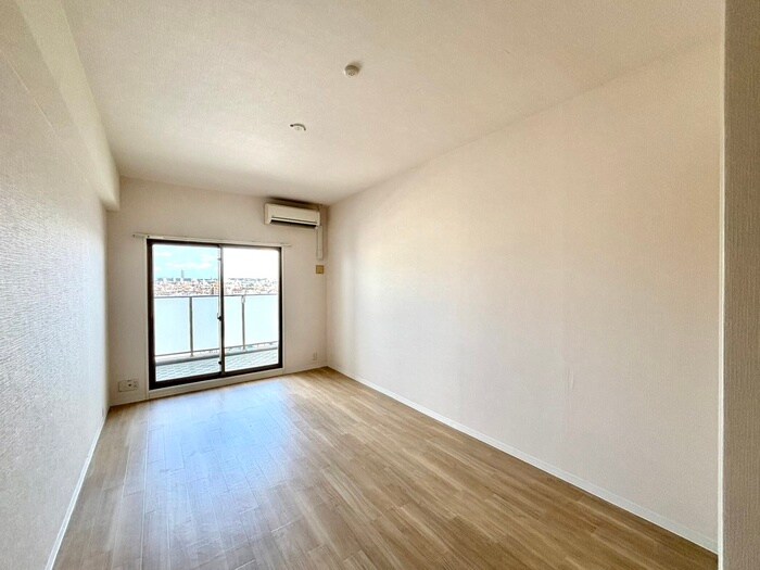 物件内観写真6　(居室)