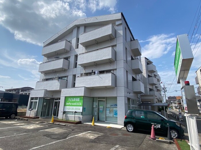 福星マンション　Ａ棟の物件外観写真