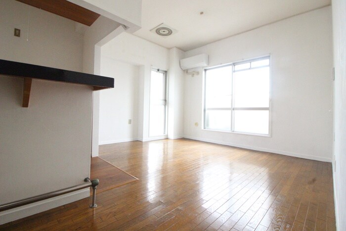 物件内観写真9　(居室)