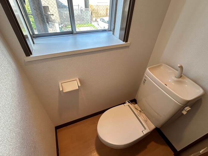 物件内観写真15　(トイレ)