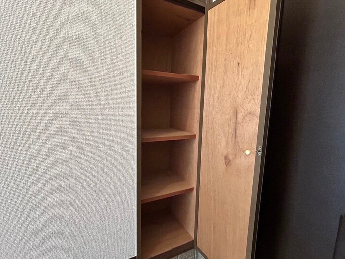 物件内観写真18　(靴箱)