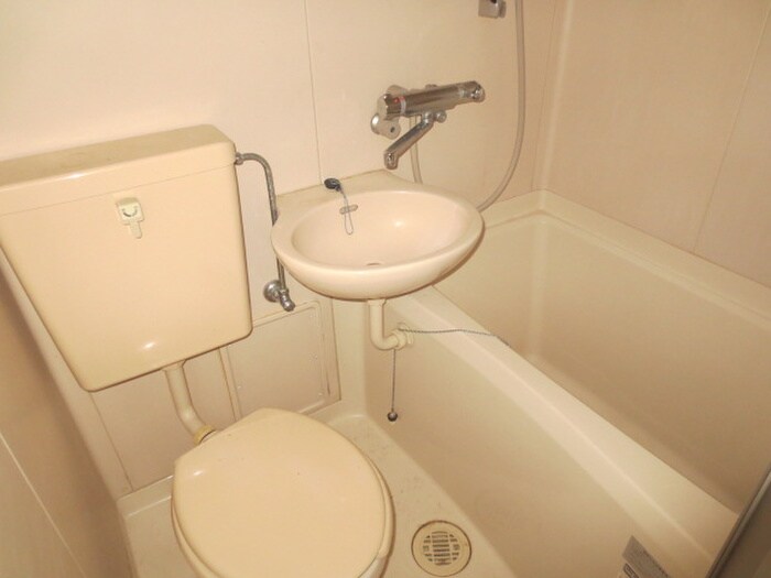 物件内観写真12　(バス／シャワールーム等)