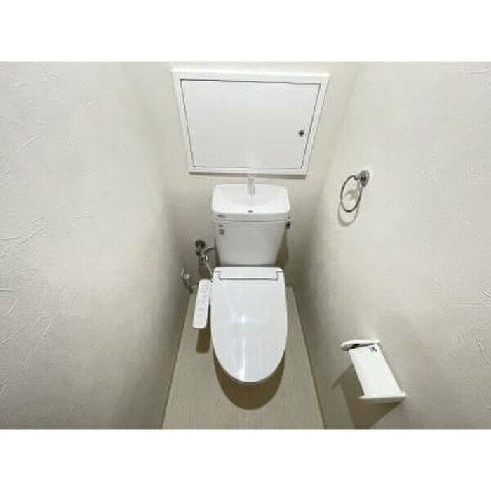 物件内観写真14　(トイレ)