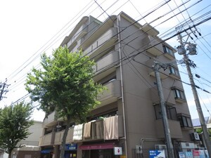 プライム伸和外観写真