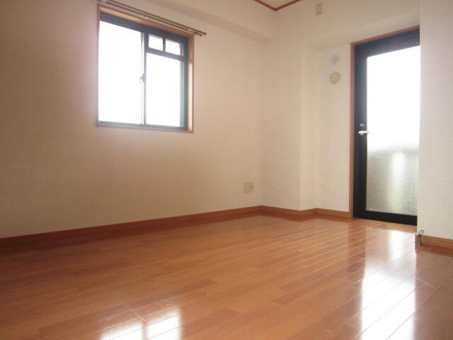 物件内観写真13　(居室)