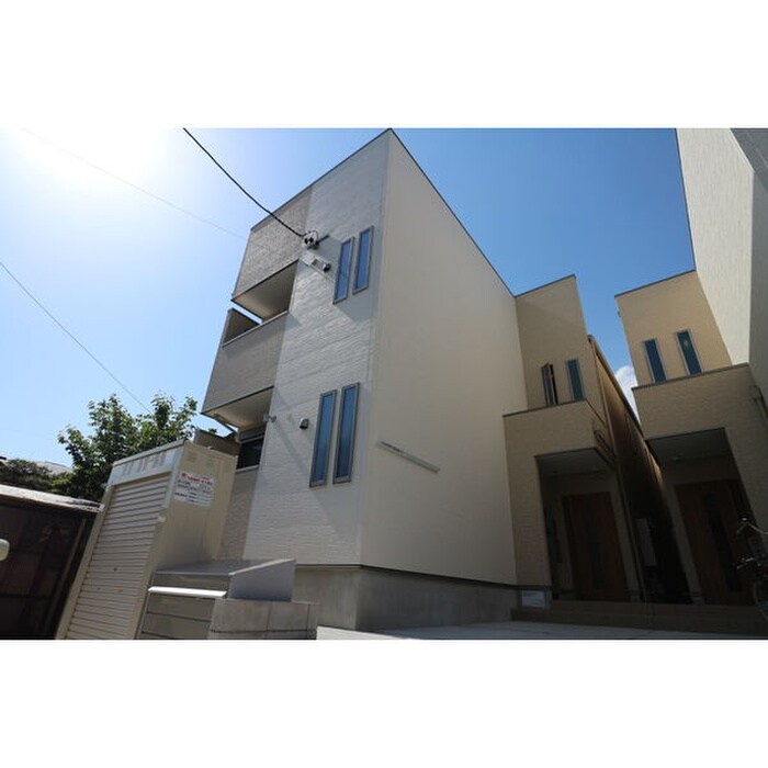 物件外観写真1　(外観写真)