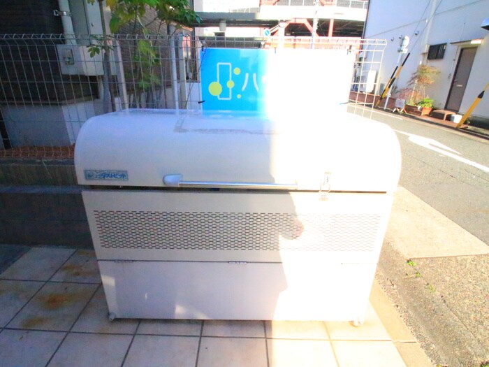 物件外観写真4　(建物設備)