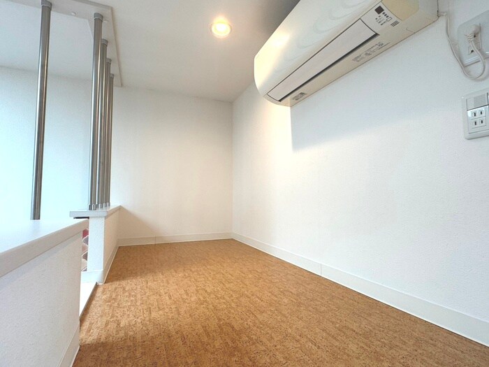 物件内観写真9　(ロフト)