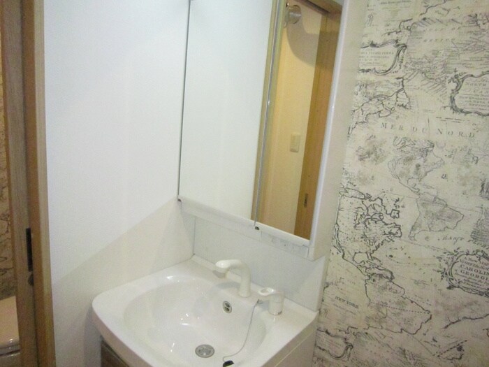 物件内観写真13　(洗面)