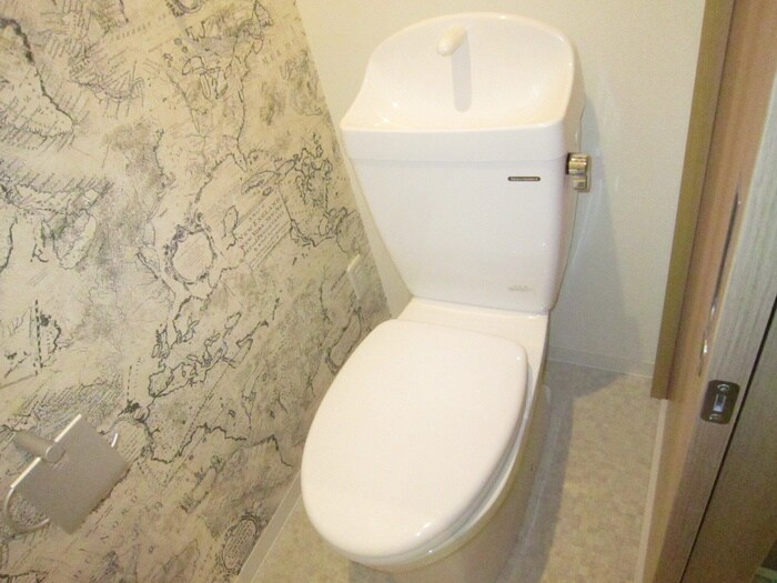 物件内観写真14　(トイレ)