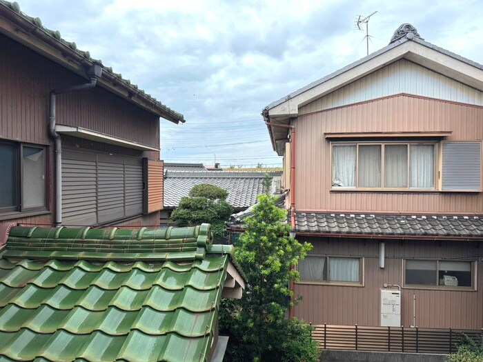 物件内観写真21　(室内からの展望)