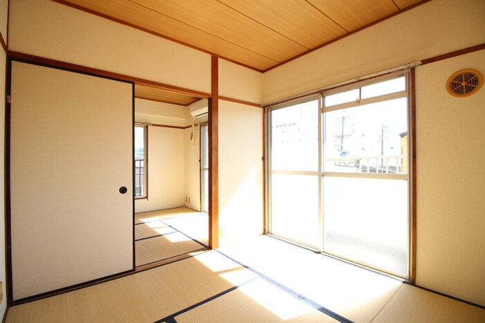 物件内観写真8　(居室)