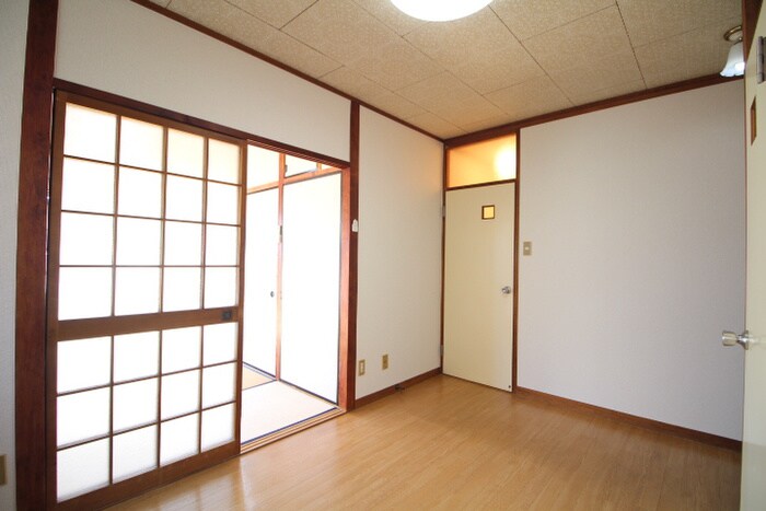 物件内観写真19　(居室)