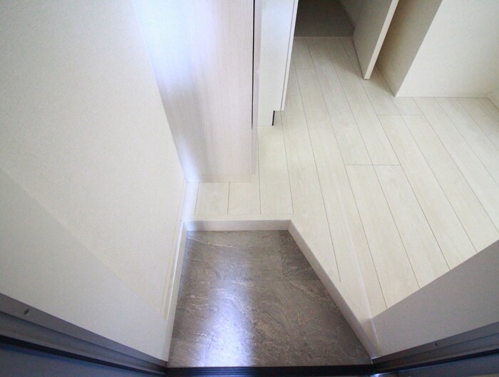 物件内観写真22　(玄関)