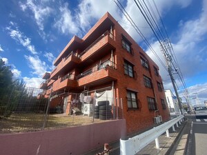 三旺マンション第７名東（102）外観写真