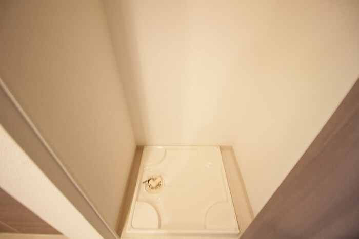 物件内観写真15　(洗濯機置場)