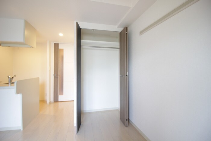 物件内観写真16　(収納)