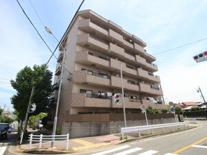 オークス向が丘外観写真