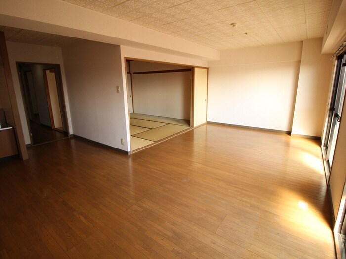 物件内観写真7　(居室)