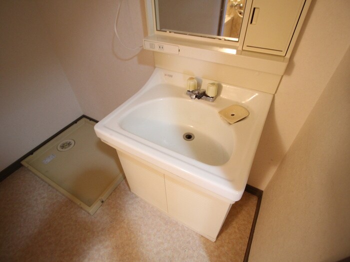 物件内観写真8　(洗面)