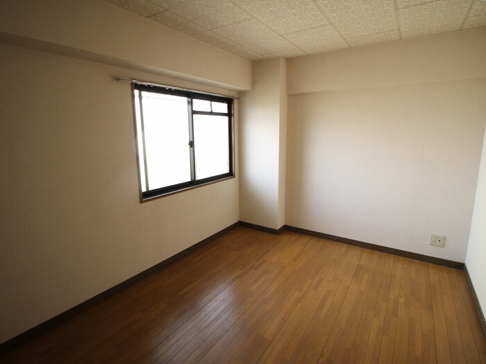 物件内観写真15　(居室)