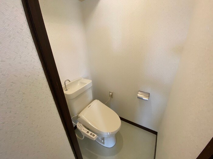 物件内観写真10　(トイレ)