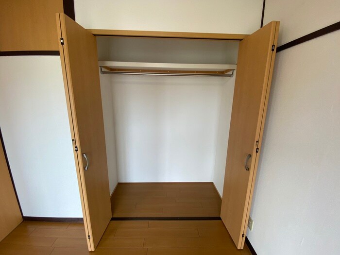 物件内観写真12　(収納)