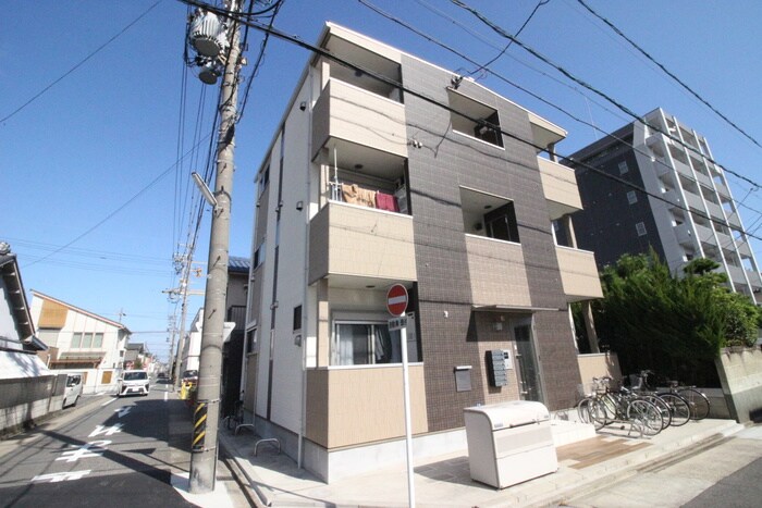 物件外観写真4　(外観写真)