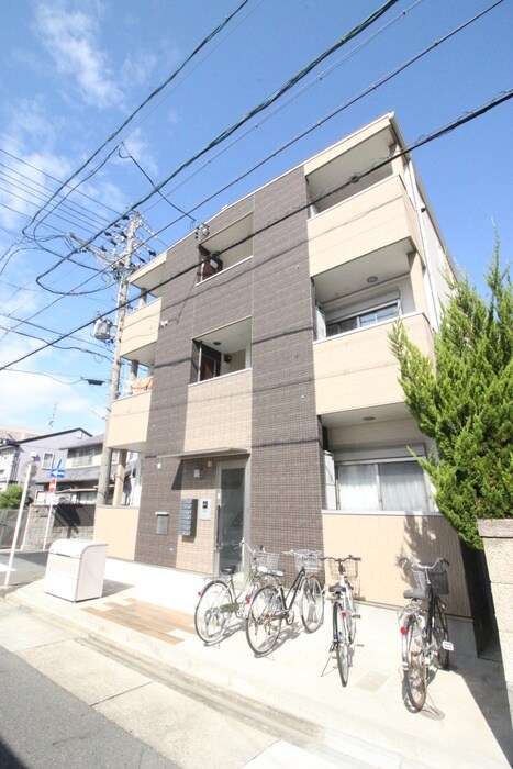 物件外観写真6　(外観写真)