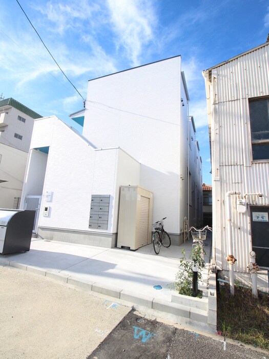 物件外観写真1　(外観写真)